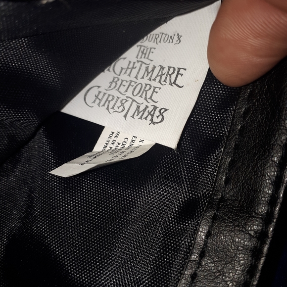 2/$50👛Disney Jack Skellington Bifold Wallet - Picture 4 of 4